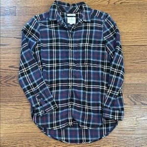 American Eagle Outfitters Navy and Red Checkered Shirt